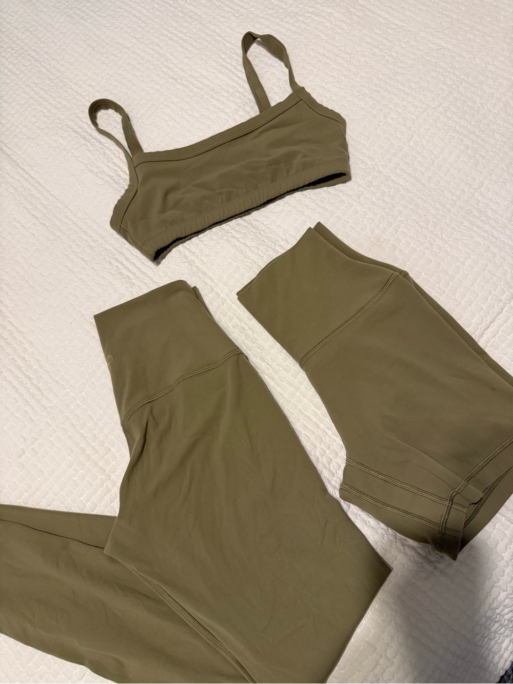 3 Piece ARITZIA Butter Golden Workout Set